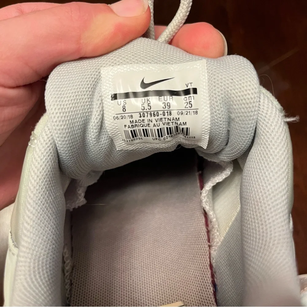 Mint Green Nike Air Max 95s - Picture 3 of 3